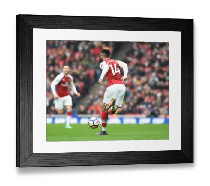 Framed Print : Arsenal's Aubameyang Scores Brilliantly in Premier League Showdown vs. Southampton Framed Print : Arsenal's Aubameyang Scores Brilliantly in Premier League Showdown vs. Southampton