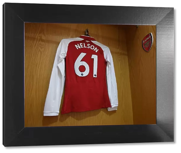 Reiss Nelson's Arsenal Shirt: Pre-Match Focus at Emirates Stadium (Arsenal vs Southampton, Premier League)