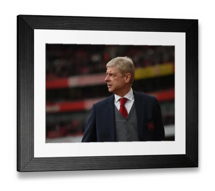 Framed Print : Arsene Wenger: Arsenal Manager before Arsenal vs Southampton, Premier League 2017-18 Framed Print : Arsene Wenger: Arsenal Manager before Arsenal vs Southampton, Premier League 2017-18