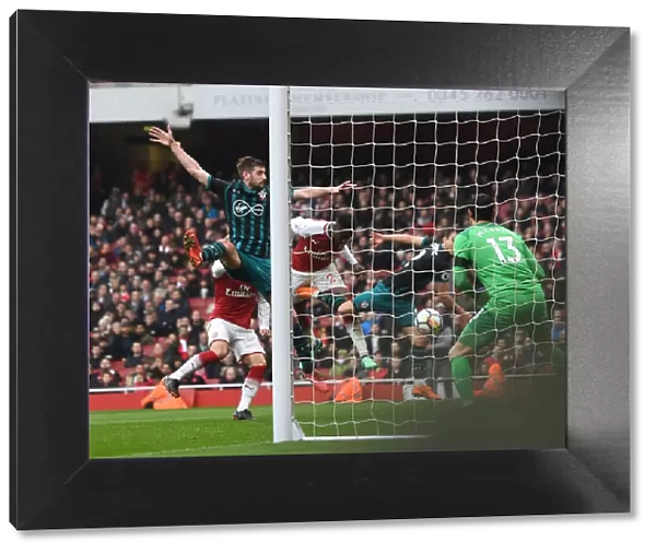 Danny Welbeck Scores Arsenal's Third Goal Against Southampton (April 2018)