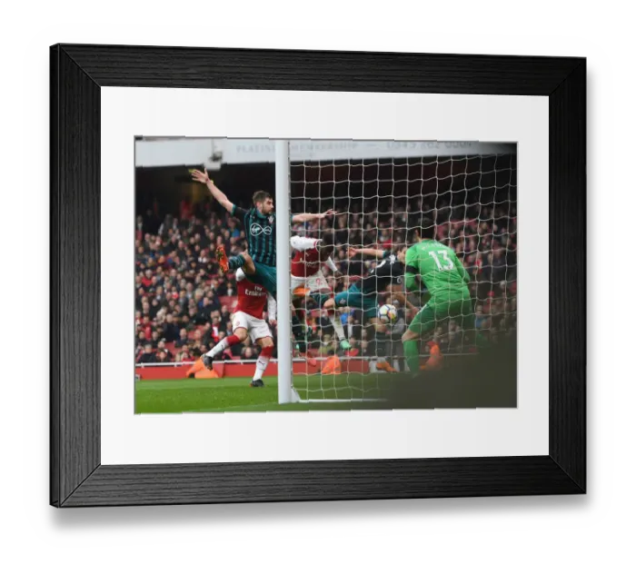 Framed Print : Danny Welbeck Scores Arsenal's Third Goal Against Southampton (April 2018)