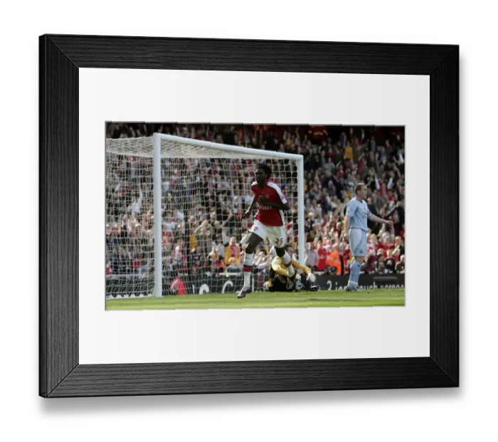 Framed Print : Adebayor's Double: Arsenal's 2-0 Victory Over Manchester City, 2009