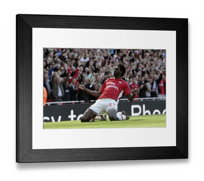 Framed Print : Adebayor's Double: Arsenal's Triumph Over Manchester City in the Barclays Premier League (April 2009) Framed Print : Adebayor's Double: Arsenal's Triumph Over Manchester City in the Barclays Premier League (April 2009)