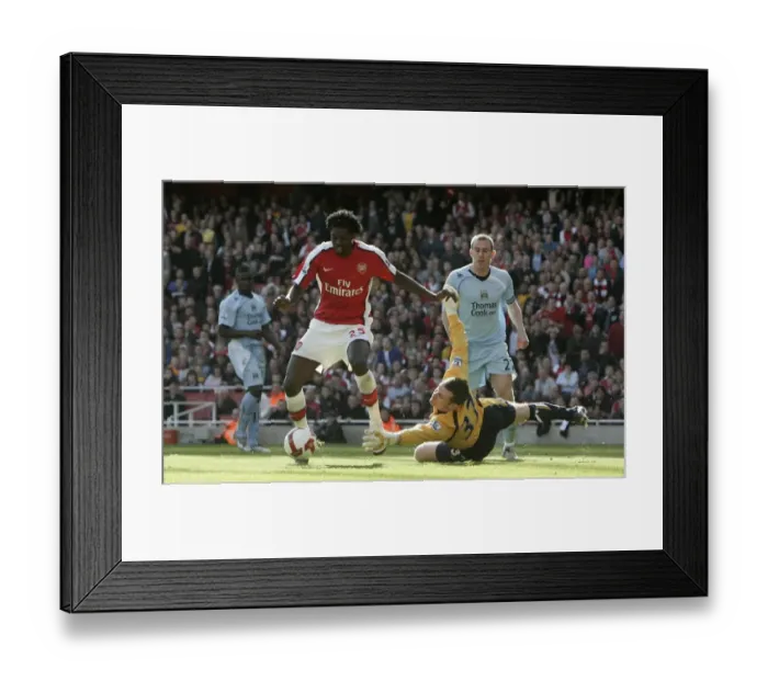 Framed Print : Adebayor Scores Brace: Arsenal Leads Manchester City 2-0 in Premier League Framed Print : Adebayor Scores Brace: Arsenal Leads Manchester City 2-0 in Premier League