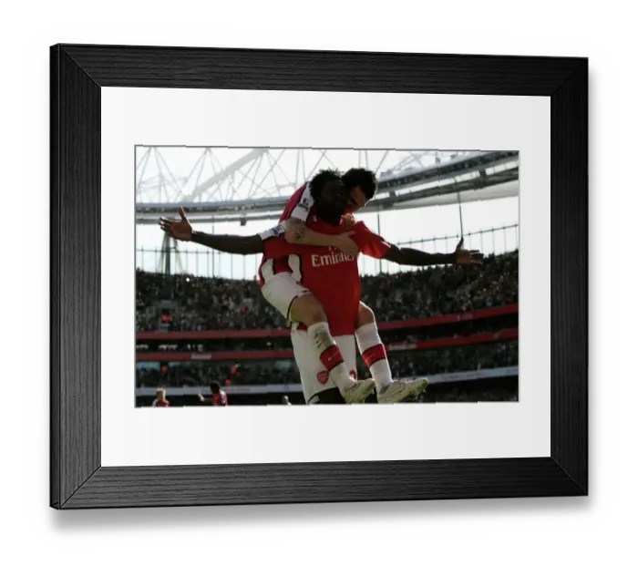 Framed Print : Emmanuel Adebayor celebrates scoring his and Arsenal s