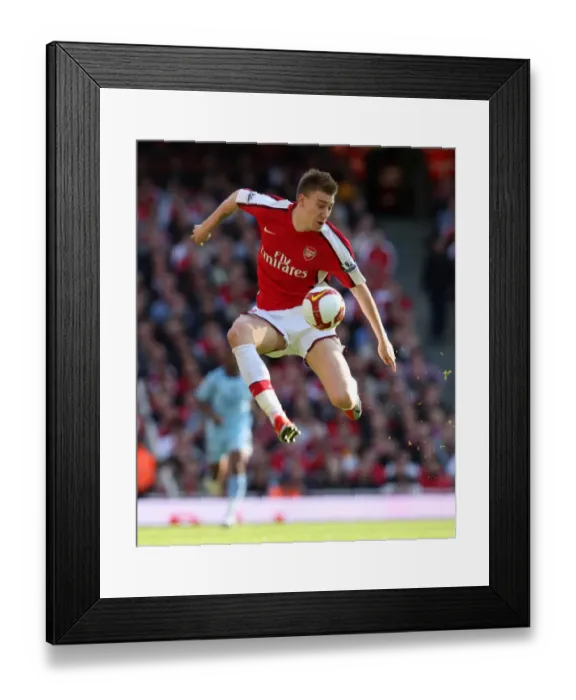 Framed Print : Arsenal's Nicklas Bendtner Scores in 2-0 Victory over Manchester City, Barclays Premier League, Emirates Stadium, April 4, 2009