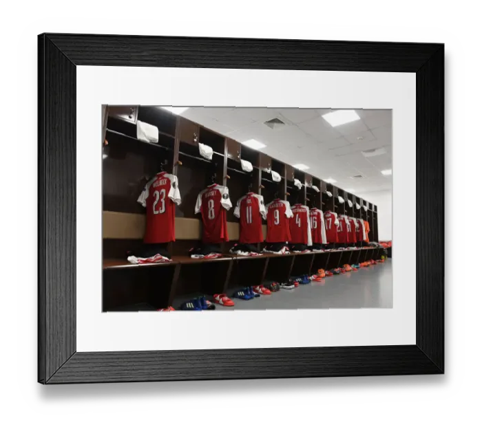 Framed Print : CSKA Moskva v Arsenal FC - UEFA Europa League Quarter Final Leg Two Framed Print : CSKA Moskva v Arsenal FC - UEFA Europa League Quarter Final Leg Two