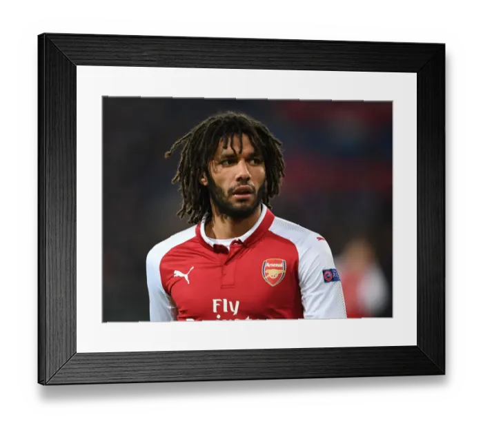 Framed Print : Mo Elneny in Action: Arsenal's Europa League Battle at CSKA Moscow, 2018