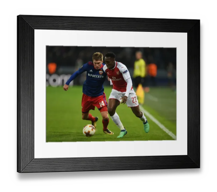 Framed Print : Arsenal's Danny Welbeck Clashes with Kirill Nababkin in UEFA Europa League Quarterfinal