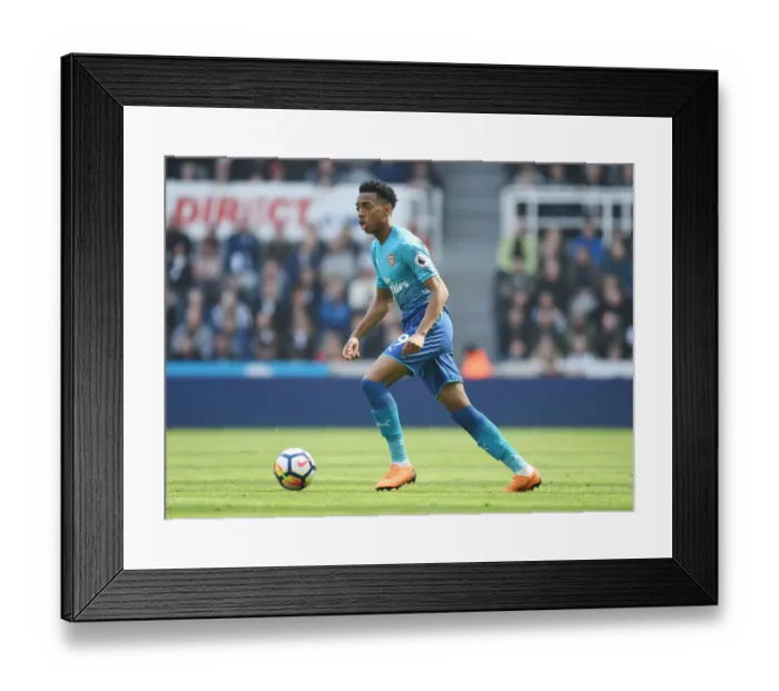Framed Print : Joe Willock in Action: Newcastle United vs Arsenal, Premier League 2017-18 Framed Print : Joe Willock in Action: Newcastle United vs Arsenal, Premier League 2017-18