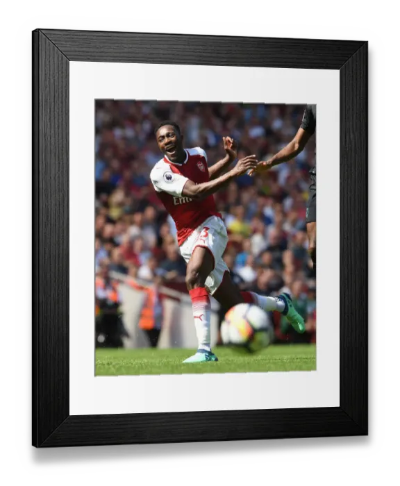 Framed Print : Danny Welbeck in Action: Arsenal vs West Ham United, Premier League 2017-18 Framed Print : Danny Welbeck in Action: Arsenal vs West Ham United, Premier League 2017-18