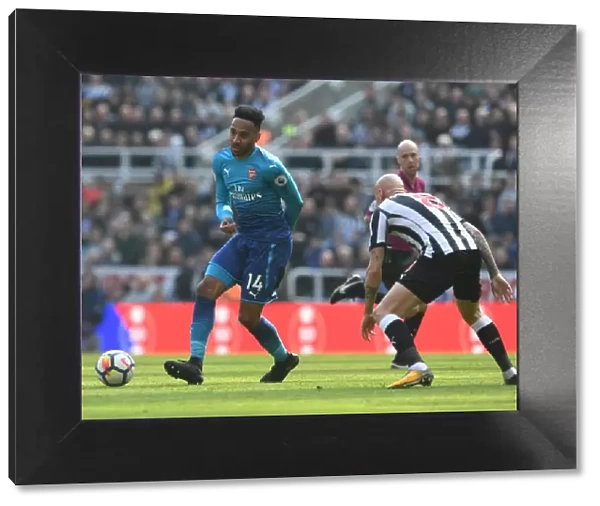 Aubameyang's Thrilling Goal: Arsenal's Victory at Newcastle (2017-18)