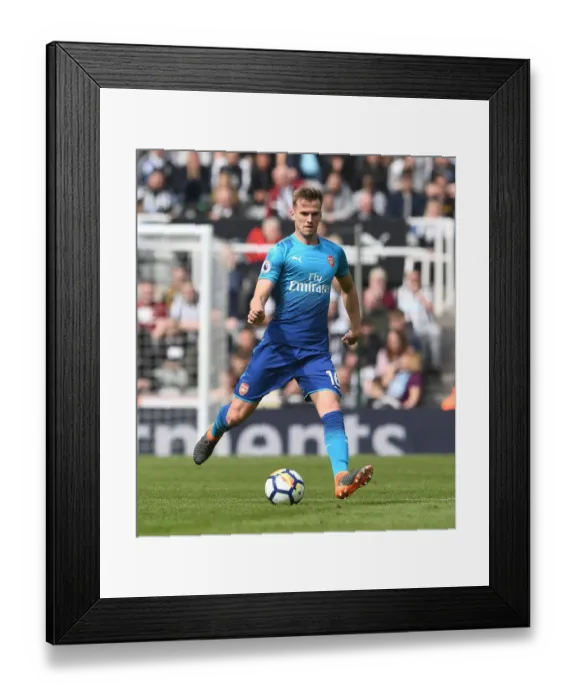 Framed Print : Rob Holding in Action: Arsenal vs. Newcastle United, Premier League 2017-18 Framed Print : Rob Holding in Action: Arsenal vs. Newcastle United, Premier League 2017-18