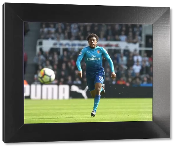Alex Iwobi in Action: Newcastle United vs Arsenal, Premier League 2017-18