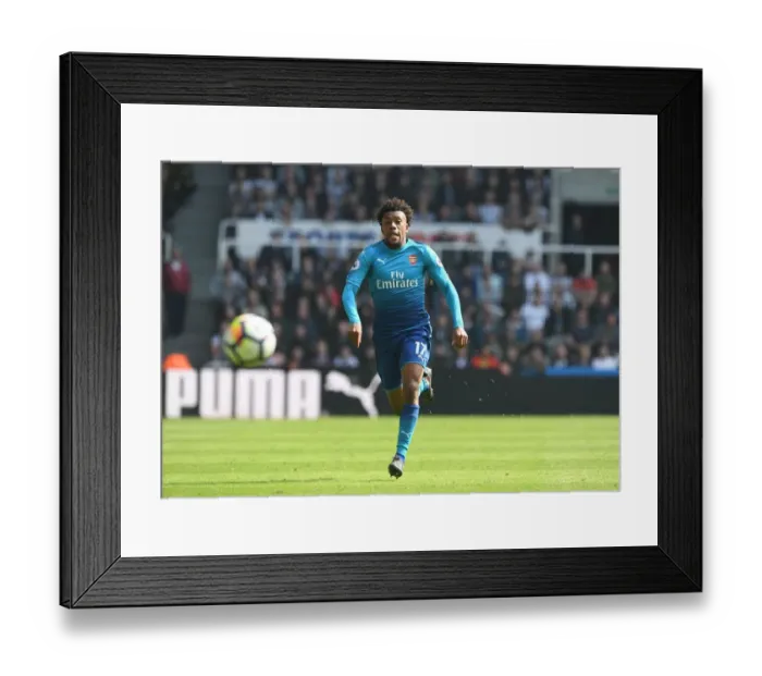 Framed Print : Alex Iwobi in Action: Newcastle United vs Arsenal, Premier League 2017-18