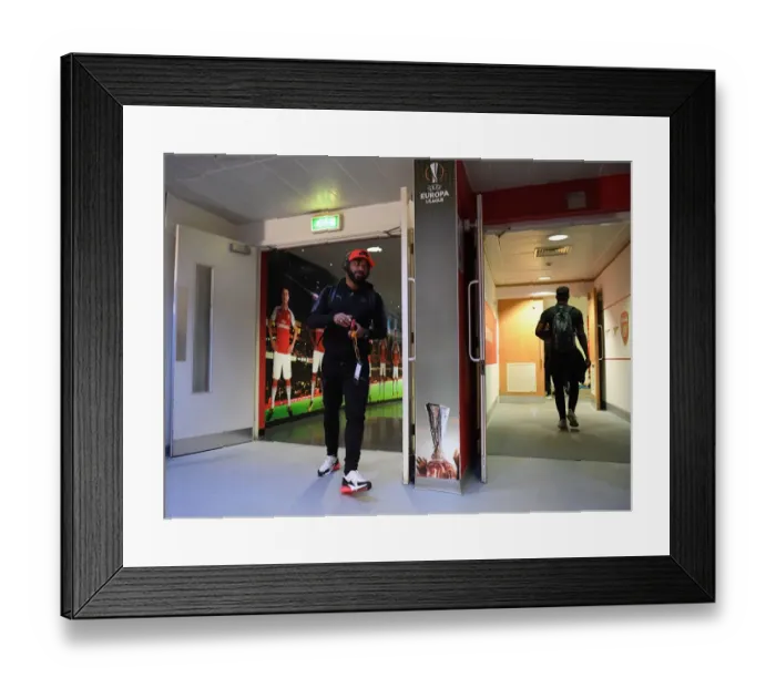 Framed Print : Arsenal FC v Atletico Madrid - UEFA Europa League Semi Final Leg One Framed Print : Arsenal FC v Atletico Madrid - UEFA Europa League Semi Final Leg One
