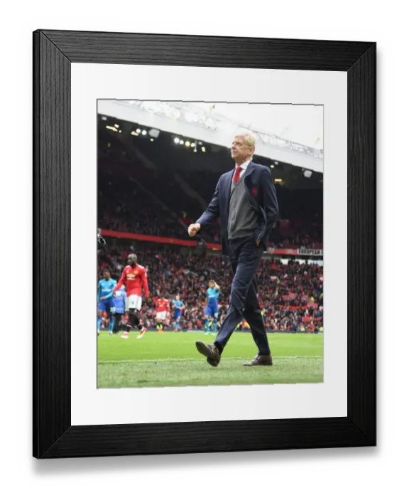Framed Print : A Battle of Giants: Arsene Wenger at Old Trafford - Manchester United vs. Arsenal, Premier League 2017-18 Framed Print : A Battle of Giants: Arsene Wenger at Old Trafford - Manchester United vs. Arsenal, Premier League 2017-18