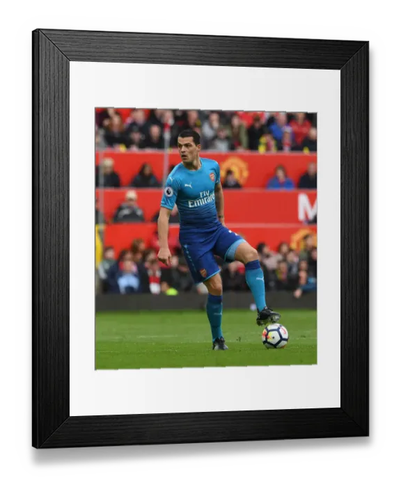 Framed Print : Granit Xhaka in Action: Manchester United vs. Arsenal, Premier League 2017-18 Framed Print : Granit Xhaka in Action: Manchester United vs. Arsenal, Premier League 2017-18