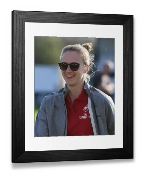 Framed Print : Vivianne Miedema: Arsenal Women's Star Forward Ready for Action Against Reading Ladies Framed Print : Vivianne Miedema: Arsenal Women's Star Forward Ready for Action Against Reading Ladies