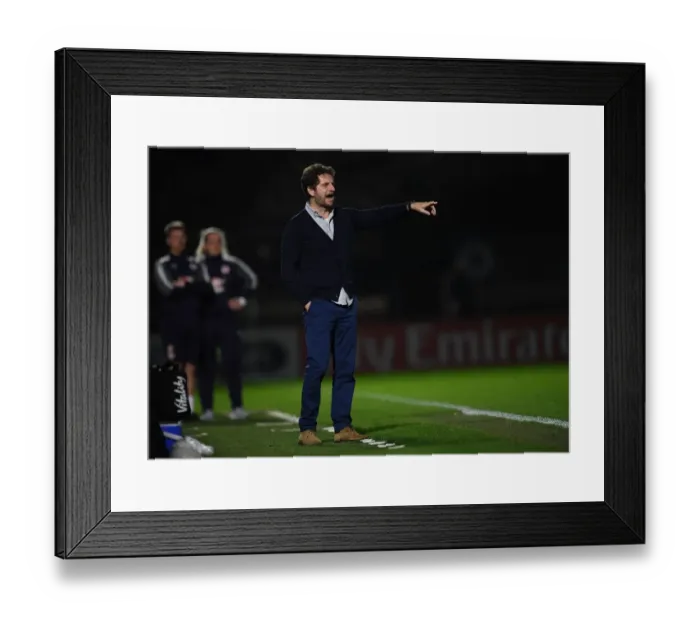 Framed Print : Joe Montemurro Leads Arsenal Women in WSL Match Against Reading Ladies