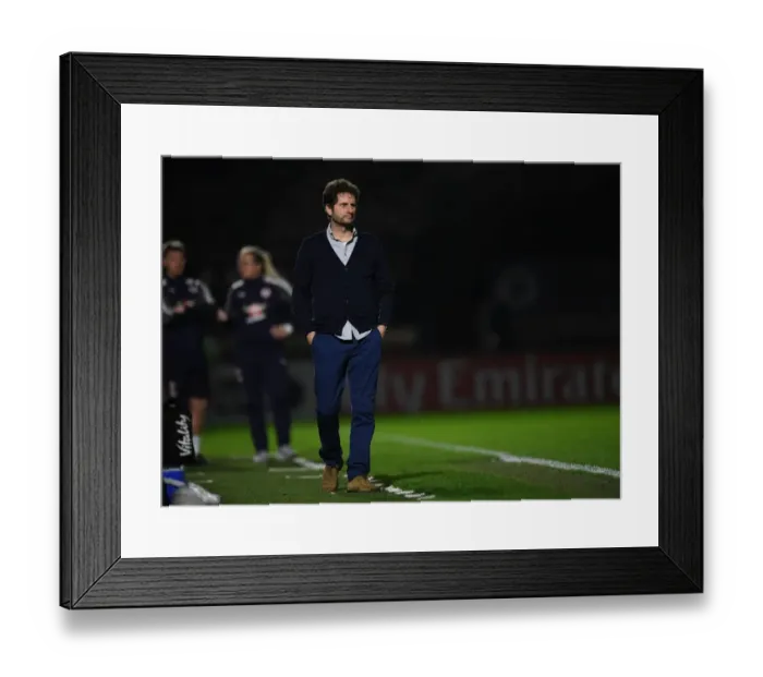 Framed Print : Joe Montemurro Leads Arsenal Women in WSL Match Against Reading Ladies