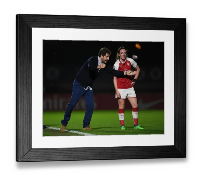 Framed Print : Joe Montemurro Coaching Lisa Evans during Arsenal Women's Match Framed Print : Joe Montemurro Coaching Lisa Evans during Arsenal Women's Match