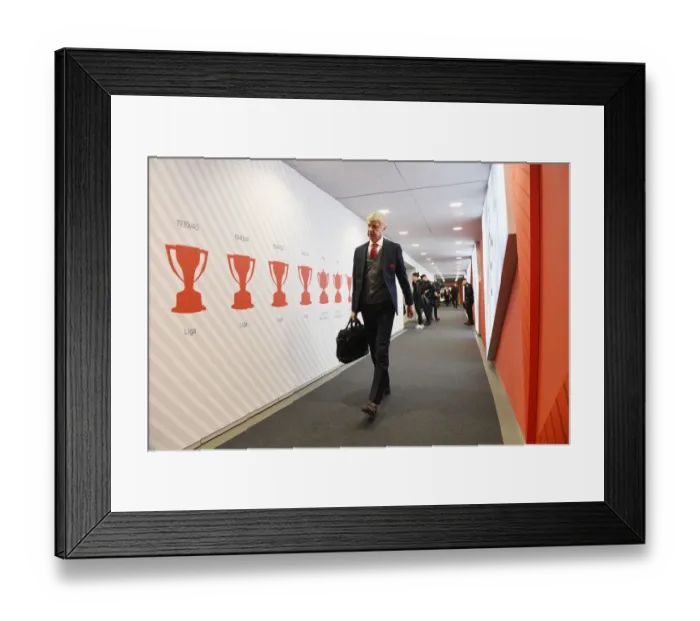 Framed Print : Arsene Wenger: Arsenal's Final Stand at Atletico Madrid, UEFA Europa League Semi-Final