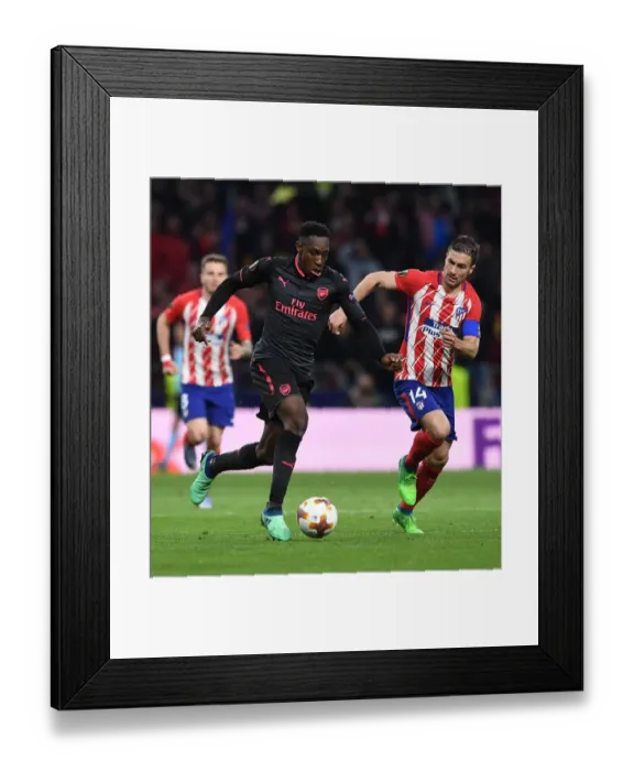 Framed Print : Danny Welbeck (Arsenal) Gabi (Atletico). Atletico Madrid 1: 0 Arsenal