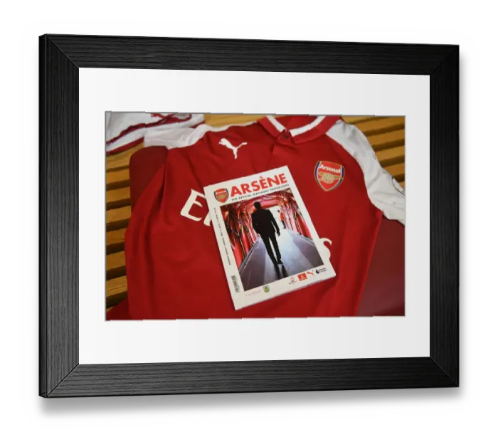 Framed Print : Arsenal Matchday Program: Arsenal vs Burnley, Premier League 2017-18 - Pre-Match Moments in the Changing Room Framed Print : Arsenal Matchday Program: Arsenal vs Burnley, Premier League 2017-18 - Pre-Match Moments in the Changing Room