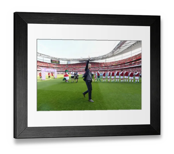 Framed Print : Arsene Wenger's Farewell: Last Match as Arsenal Manager (Arsenal vs. Burnley, 2018)