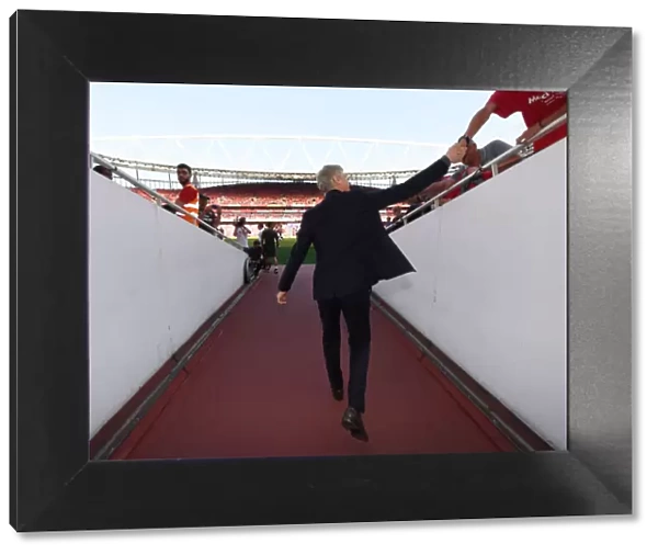 Arsene Wenger's Farewell: Last Match as Arsenal Manager (Arsenal vs. Burnley, 2018) - Emirates Stadium