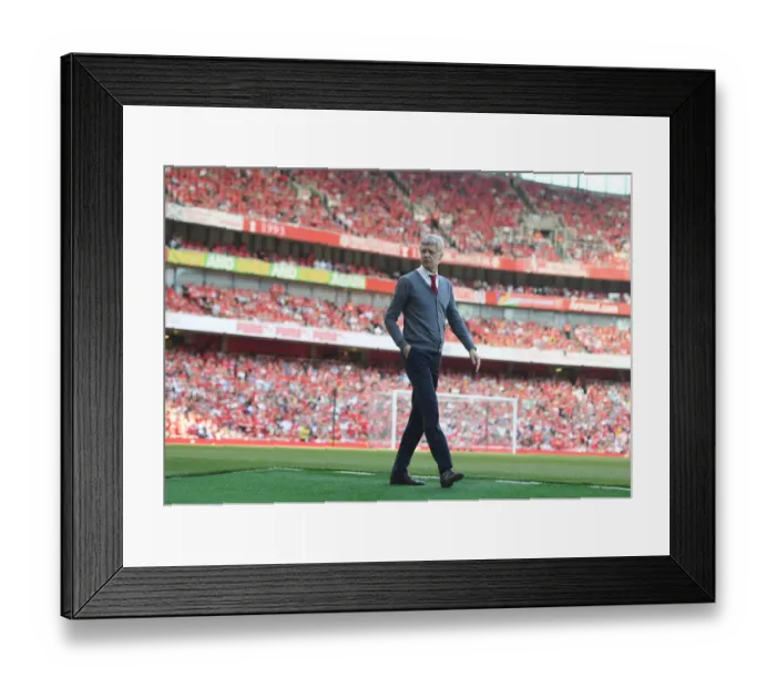 Framed Print : Arsene Wenger: In Action Against Burnley (2017-18) Framed Print : Arsene Wenger: In Action Against Burnley (2017-18)