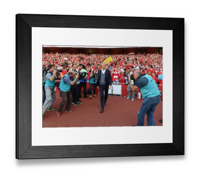 Framed Print : Arsene Wenger: Post-Match Reflections (Arsenal v Burnley, 2017-18)