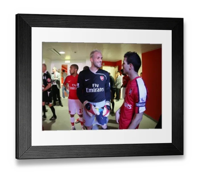 Framed Print : Arsenal v Manchester City 2008-09
