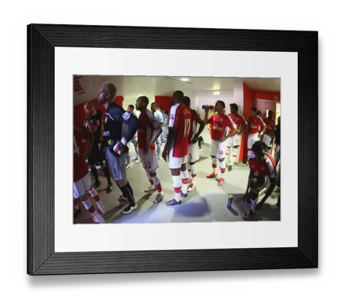 Framed Print : Arsenal vs Manchester City Line-Up: Arsenal's Victory (2-0) in the Barclays Premier League at Emirates Stadium, London, 2009