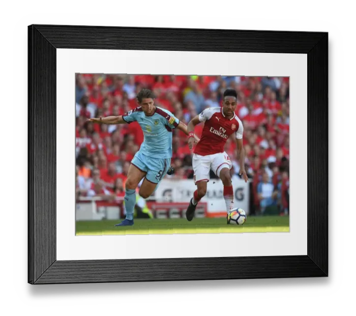 Framed Print : Aubameyang vs Tarkowski: Intense Battle at the Emirates - Arsenal v Burnley, Premier League 2017-18 Framed Print : Aubameyang vs Tarkowski: Intense Battle at the Emirates - Arsenal v Burnley, Premier League 2017-18