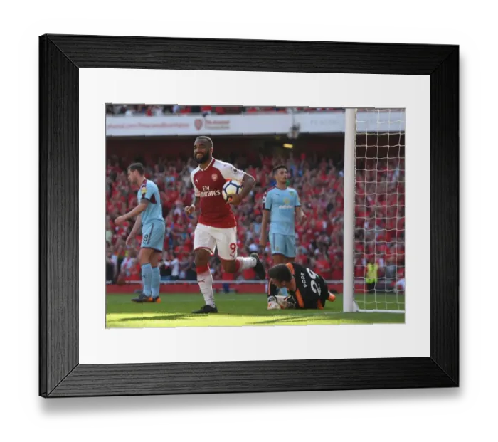 Framed Print : Alexandre Lacazette's Thrilling Goal Celebration: Arsenal vs Burnley (2017-18)