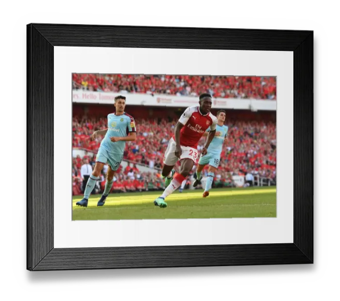 Framed Print : Danny Welbeck in Action: Arsenal vs Burnley, Premier League 2017-18 Framed Print : Danny Welbeck in Action: Arsenal vs Burnley, Premier League 2017-18