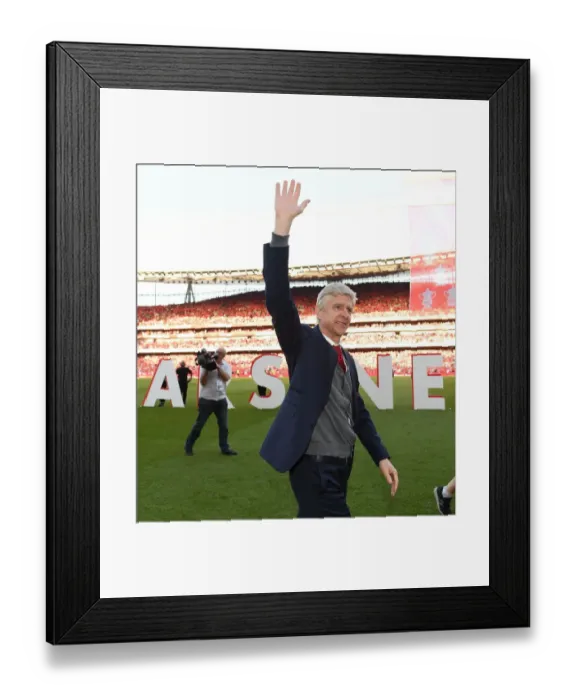 Framed Print : Arsene Wenger's Farewell: Last Match as Arsenal Manager vs Burnley (2017-18)