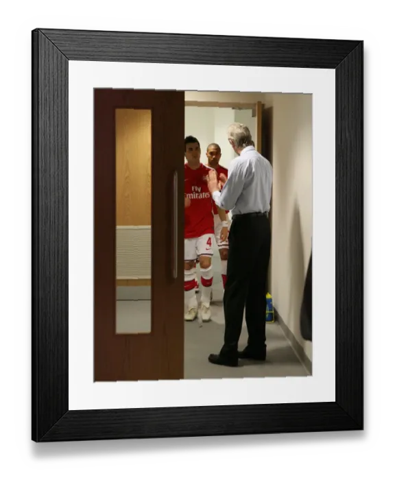 Framed Print : Arsenal manager Arsene Wenger and captain Cesc Fabregas