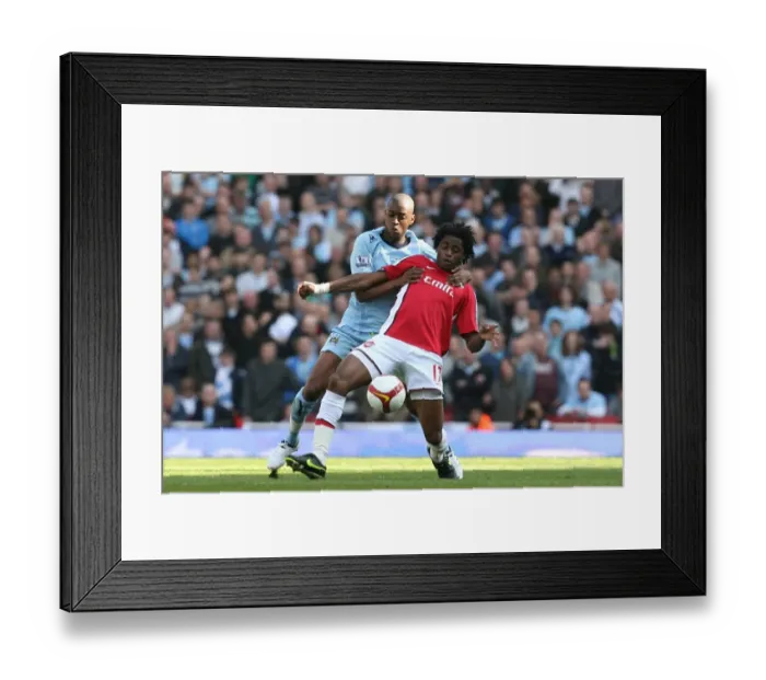 Framed Print : Alex Song (Arsenal) Gelson Fernandes (Man City)