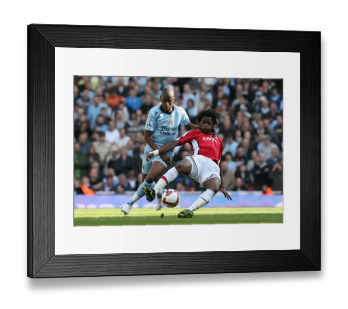 Framed Print : Arsenal's Song Shines as Gunners Top Manchester City 2-0 in Premier League Showdown, Emirates Stadium, 2009