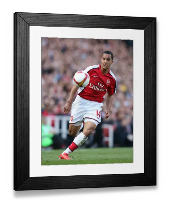Framed Print : Theo Walcott's Unforgettable Night: Arsenal 2-0 Manchester City, Premier League 2009