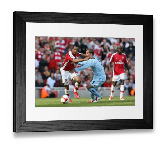 Framed Print : Theo Walcott vs. Pablo Zabaleta: Arsenal's Double Victory over Manchester City, 4-4-2009 Framed Print : Theo Walcott vs. Pablo Zabaleta: Arsenal's Double Victory over Manchester City, 4-4-2009