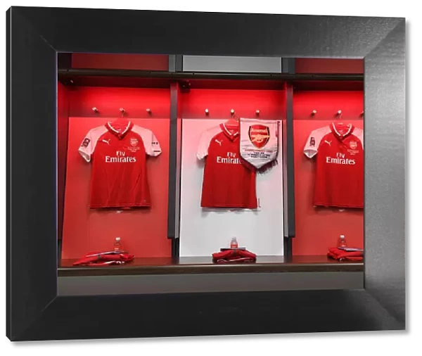 Arsenal Women's FA Cup Final: Unfurling Pride - Arsenal Shirts and Pennant