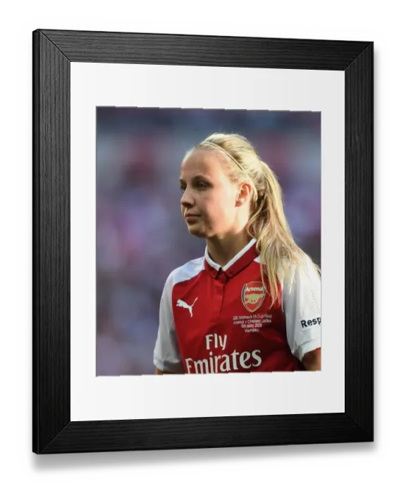 Framed Print : Beth Mead in Action: Arsenal Women vs. Chelsea Ladies - FA Cup Final 2018