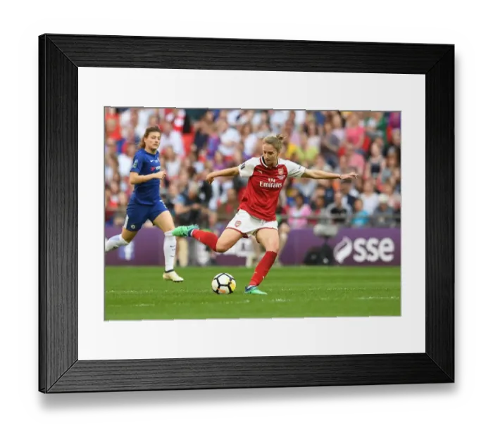 Framed Print : Vivianne Miedema in Action at the FA Cup Final: Arsenal Women vs. Chelsea Ladies