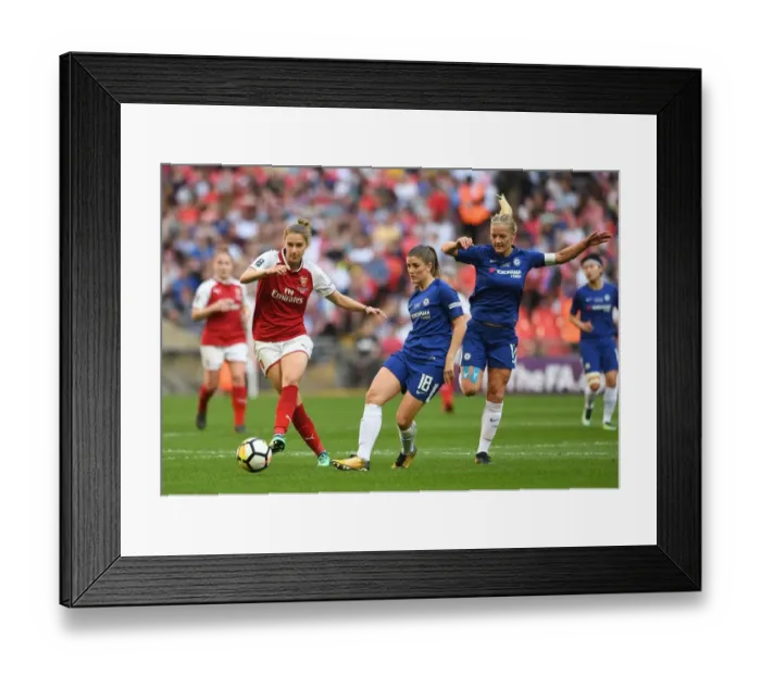 Framed Print : Arsenal's Vivianne Miedema Faces Off Against Chelsea's Katie Chapman and Maren Mjelde in FA Cup Final Showdown