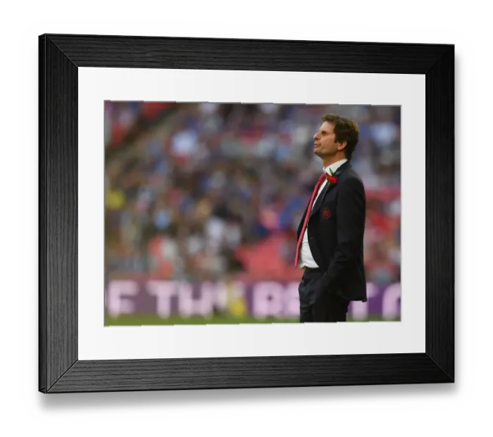Framed Print : Joe Montemurro Leads Arsenal in FA Cup Final Clash against Chelsea