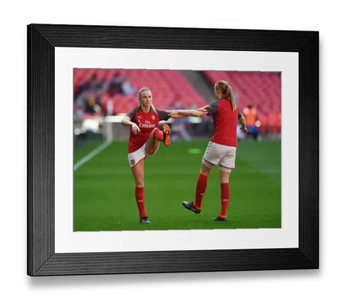Framed Print : Leah Williamson Prepares for Arsenal Women's FA Cup Final Showdown Against Chelsea